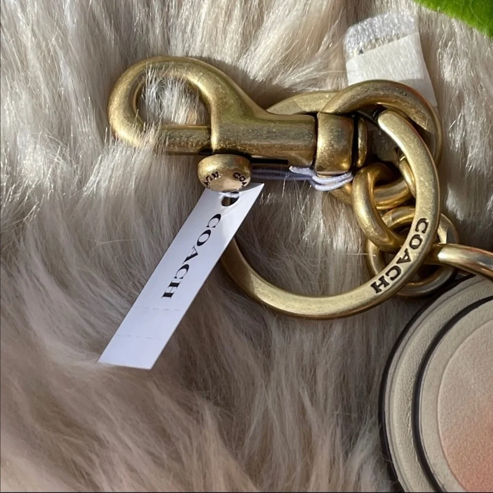NWT COACH Signature Jennifer Lopez New York Skyline Leather Heart Bag Charm